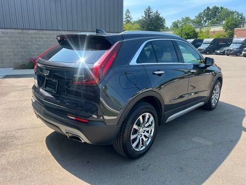 Used 2023 Cadillac XT4 Premium Luxury w/ Cold Weather Package AWD/4WD image 5