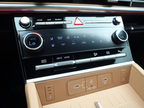 New 2026 Hyundai Santa Fe Calligraphy FWD image 7