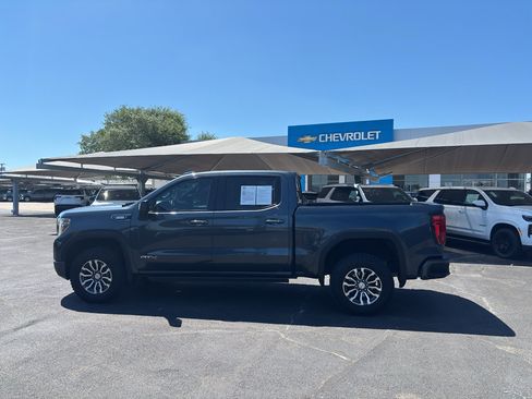 Used 2021 GMC Sierra 1500 AT4 AWD/4WD image 9