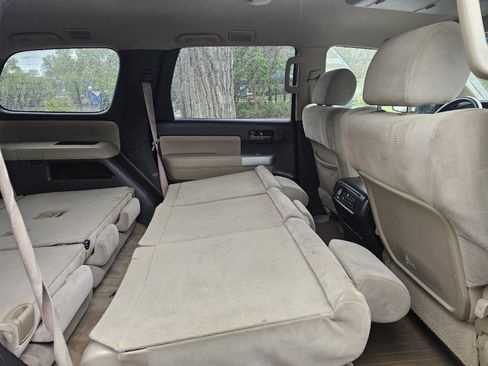 Used 2008 Toyota Sequoia SR5 AWD/4WD image 37