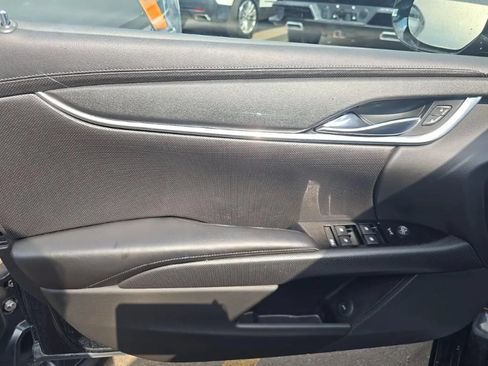 Used 2016 Cadillac XTS FWD image 11