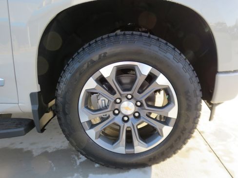New 2026 Chevrolet Silverado 1500 High Country w/ Technology Package AWD/4WD image 10
