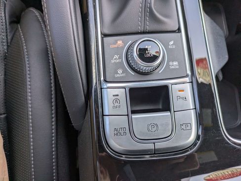 Certified 2023 Kia Telluride SX Prestige X-Line AWD/4WD image 26