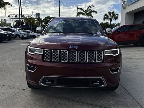 Used 2017 Jeep Grand Cherokee Overland image 30