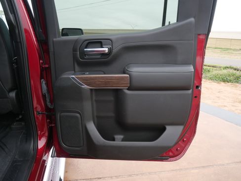 Used 2019 Chevrolet Silverado 1500 High Country image 10