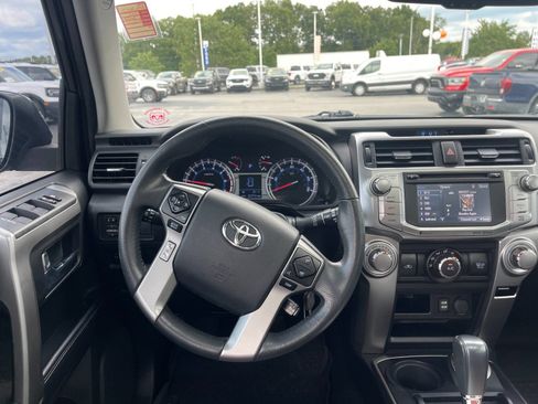 Used 2019 Toyota 4Runner SR5 Premium AWD/4WD image 16