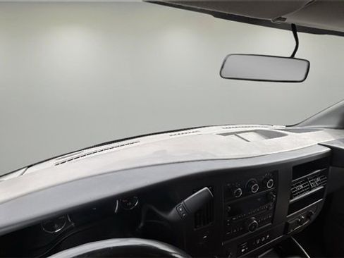 Used 2019 Chevrolet Express 3500 LS image 6