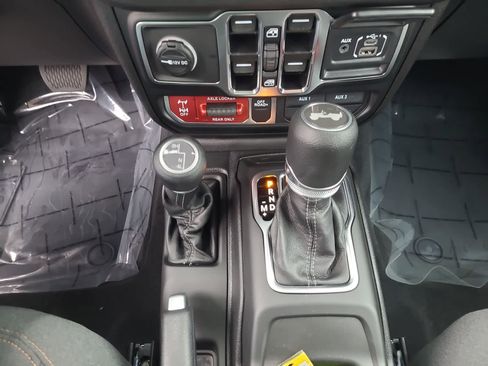 New 2026 Jeep Wrangler Unlimited Sport image 25