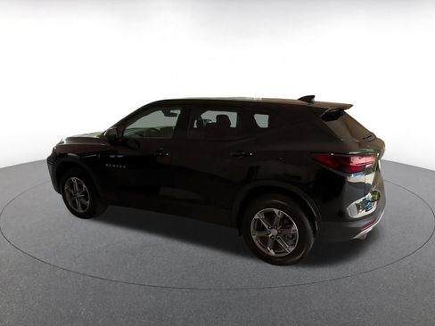 Used 2026 Chevrolet Blazer LT FWD image 10