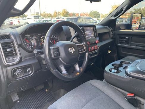 Used 2021 RAM 3500 Tradesman image 12