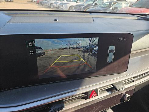 Used 2024 Kia Sorento S image 23