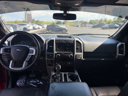 Used 2018 Ford F150 Lariat w/ Equipment Group 502A Luxury AWD/4WD image 17