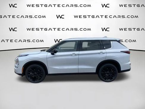New 2026 Mitsubishi Outlander LE FWD image 4