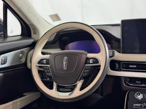 Certified 2022 Lincoln Nautilus Black Label w/ Class II Trailer Tow Package AWD/4WD image 21
