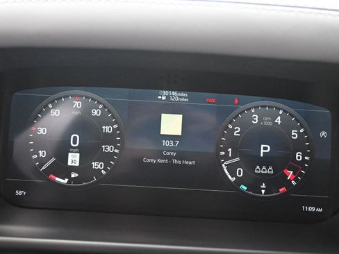 Used 2023 Land Rover Defender 110 X-Dynamic SE image 18