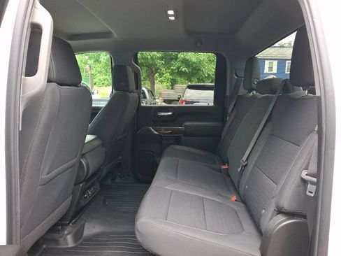 Used 2020 GMC Sierra 2500 SLE w/ SLE Value Package; AWD/4WD image 10