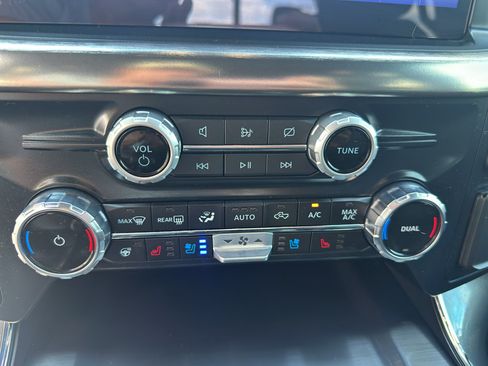 Used 2023 Ford F150 Lariat w/ Equipment Group 502A High AWD/4WD image 24