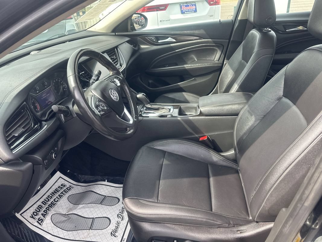 Used 2019 Buick Regal Essence w/ Sights and Sounds Package AWD/4WD image 39
