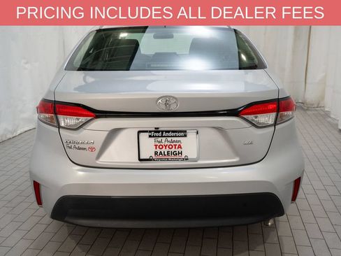Certified 2023 Toyota Corolla LE FWD image 4