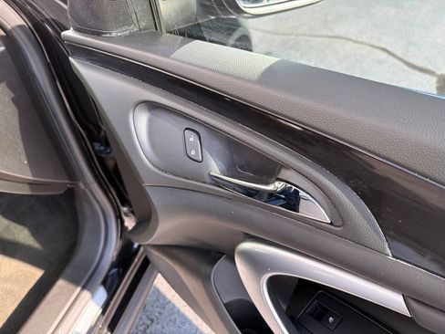Used 2015 Buick Regal Premium FWD image 28