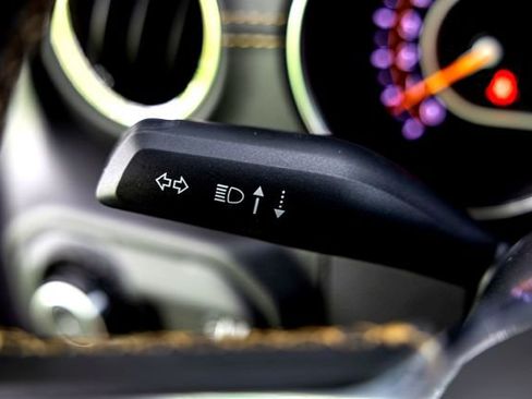 Used 2023 Jeep Wrangler Unlimited Sahara AWD/4WD image 20