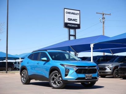 New 2026 Chevrolet Trax LT w/ Driver Confidence Package