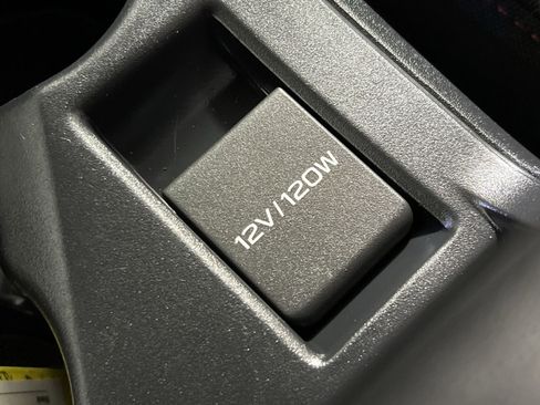 Used 2024 Subaru Impreza 2.0i Sport image 33