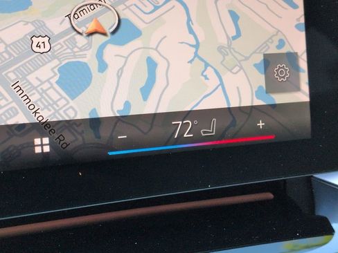 New 2026 BMW X1 xDrive28i w/ Technology Package image 23