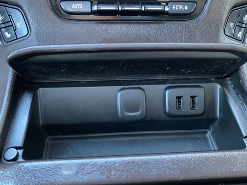 Used 2016 Chevrolet Suburban LTZ image 29