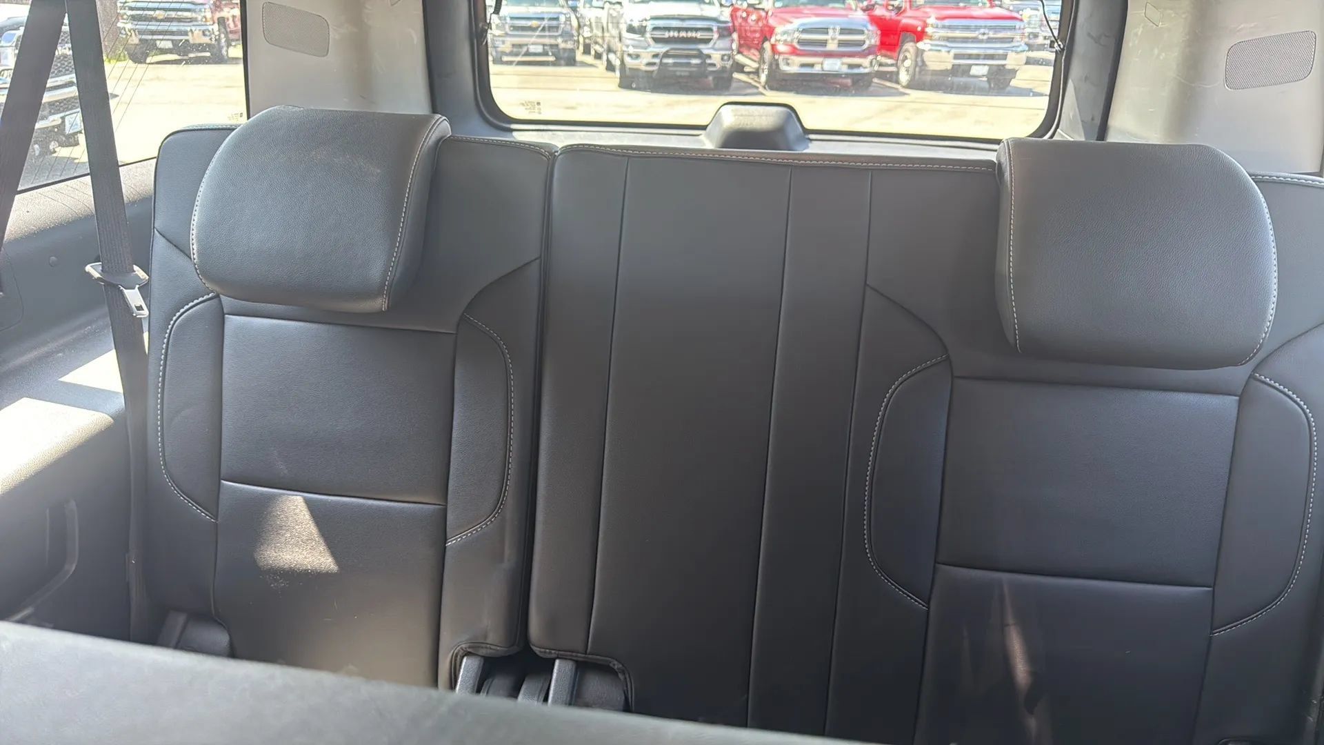 Used 2018 Chevrolet Suburban LT AWD/4WD image 23