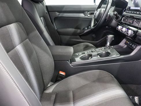 Used 2025 Honda Civic Sport image 16