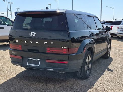 Used 2026 Hyundai Santa Fe SE FWD image 3