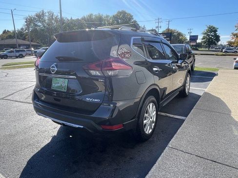Used 2019 Nissan Rogue SV image 5