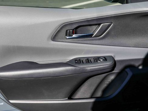 Certified 2023 Toyota Prius XLE image 19