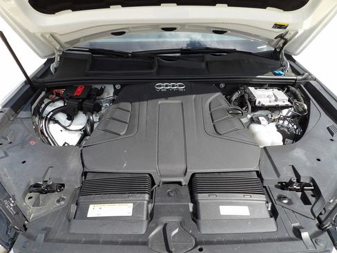 Used 2019 Audi Q7 3.0T Premium Plus w/ Premium Plus Package image 44