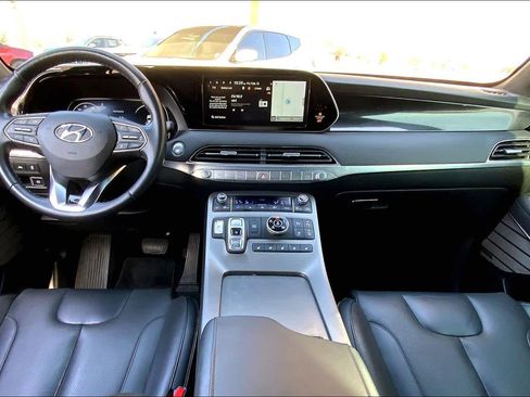 Used 2022 Hyundai Palisade Calligraphy image 16