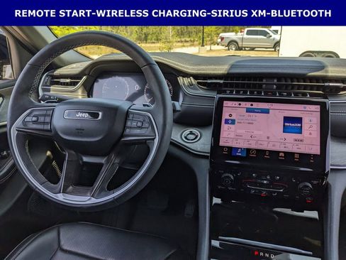 Certified 2025 Jeep Grand Cherokee L Limited w/ Luxury Tech Group II RWD image 15