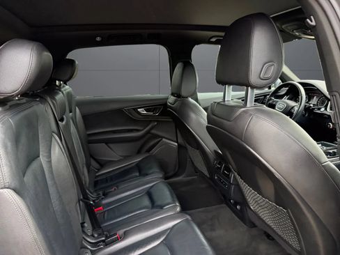 Used 2019 Audi Q7 3.0T Premium w/ Convenience Package AWD/4WD image 21