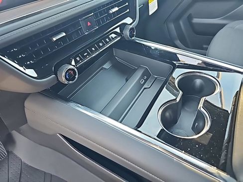 New 2026 Chevrolet Tahoe LS image 14