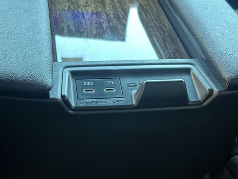 New 2026 Toyota Sienna Limited FWD image 15