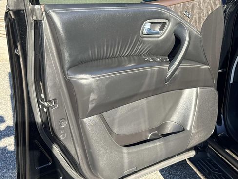 Used 2022 Nissan Armada Platinum w/ Captain's Chairs Package image 17