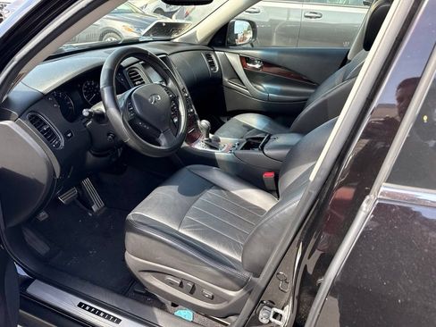 Used 2017 INFINITI QX50 AWD w/ Technology Package image 6