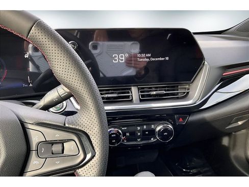 New 2026 Chevrolet Trax RS w/ Driver Confidence Package image 6