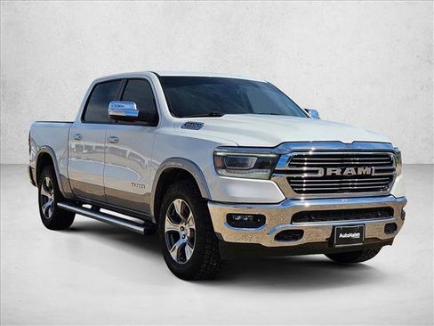 Used 2020 RAM 1500 Laramie AWD/4WD image 3