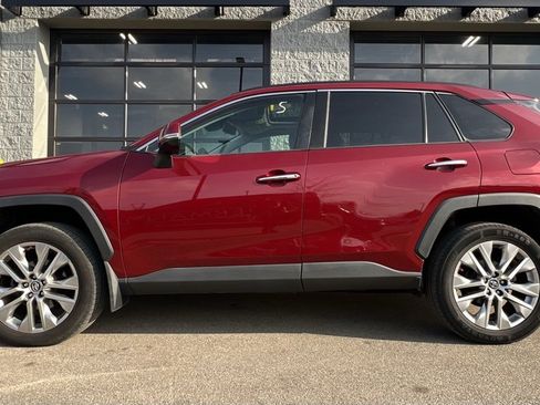 Used 2019 Toyota RAV4 Limited w/ Cold Weather Package image 4