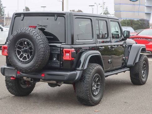 Used 2021 Jeep Wrangler Unlimited Rubicon w/ Xtreme Recon 35" Tire Package image 4
