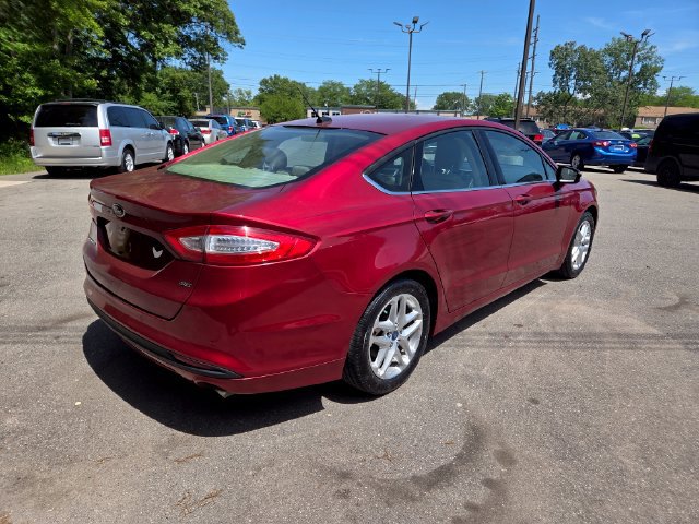 Used 2013 Ford Fusion SE FWD image 6