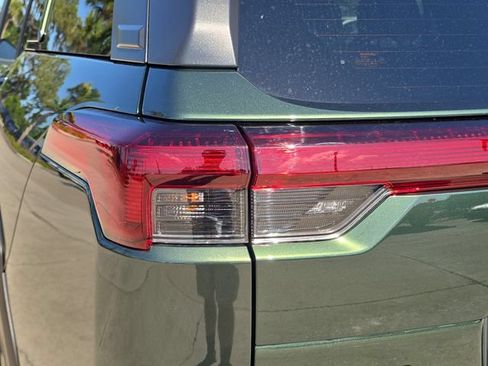 Certified 2026 Subaru Outback Premium AWD/4WD image 7