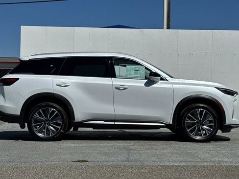 New 2026 INFINITI QX60 Luxe w/ Cargo Package image 3
