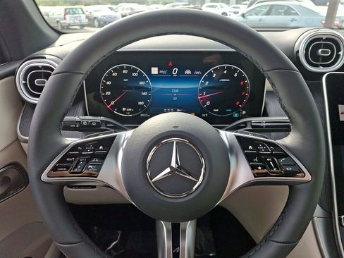 New 2026 Mercedes-Benz GLC 300 4MATIC image 15